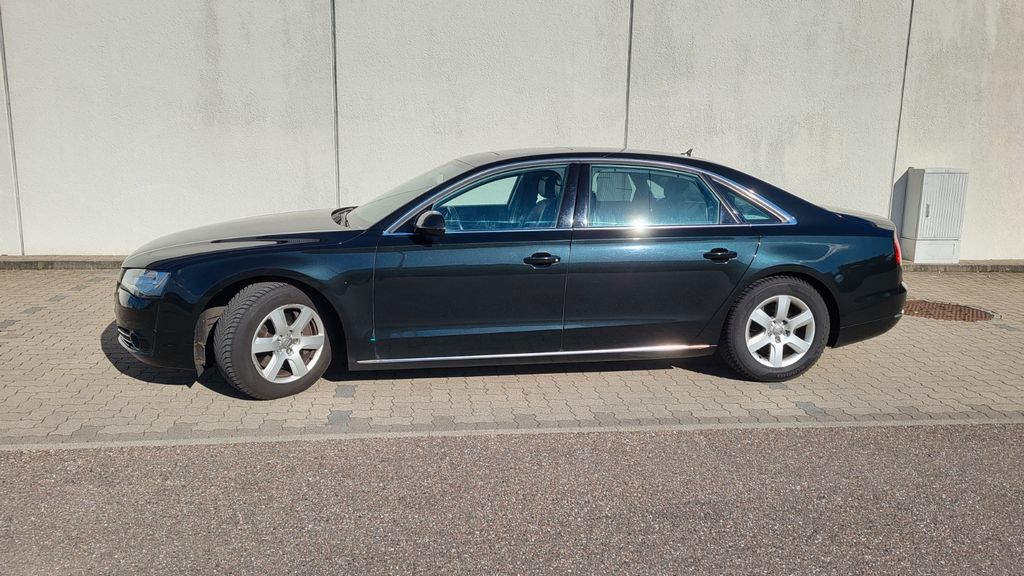 Audi A8 290.000 km 12.950 &euro; Stutensee 76297