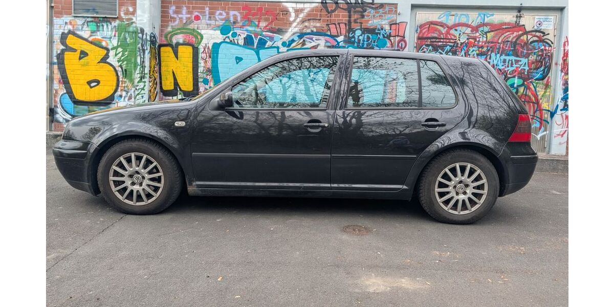 VW Golf 223.000 km 1.099 &euro; Göttingen 37075