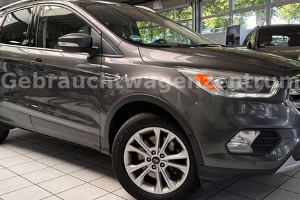 Ford Kuga 201.059 km 9.490 &euro; Bremen 28207