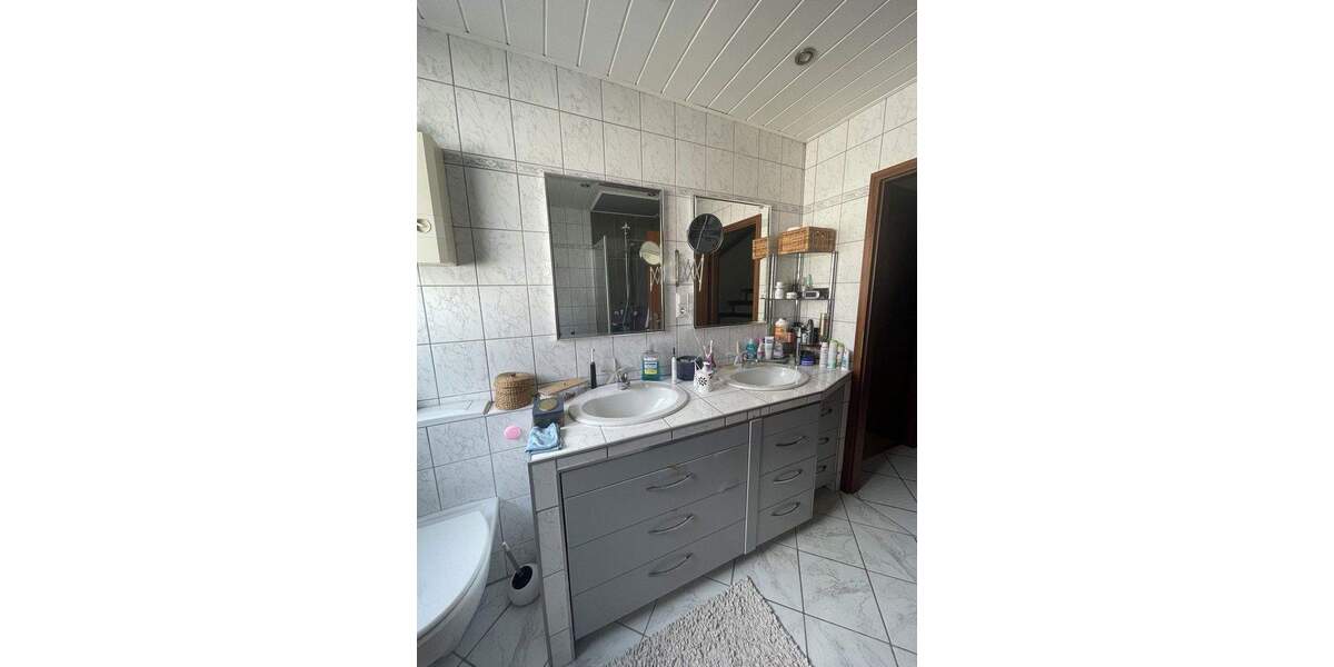 Reihenendhaus Rösrath - 6 Zimmer, 129 m&sup2;, 570.000&euro; | Angebot:25322570