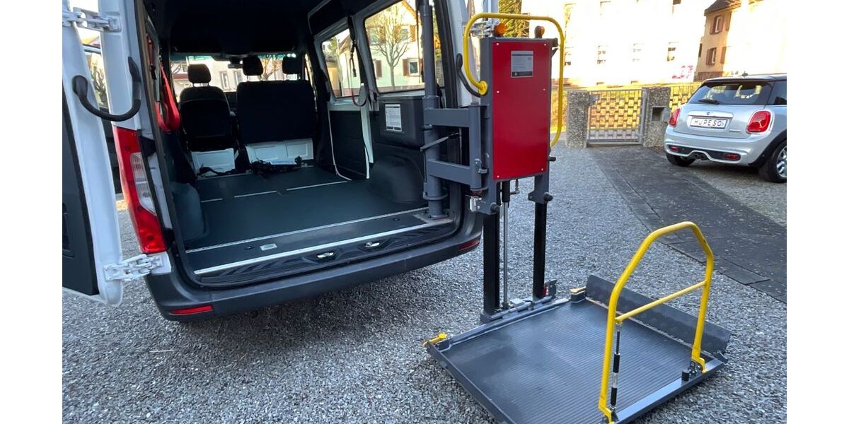 Mercedes-Benz Sprinter 124.800 km 23.999 &euro; Friesenheim 77948