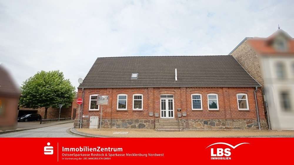 Einfamilienhaus Neukloster - 8 Zimmer, 192 m&sup2;, 193.000&euro; | Angebot:25198769