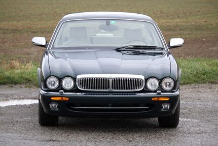 Jaguar Daimler 132.890 km 34.999 &euro; Heppenheim 64646