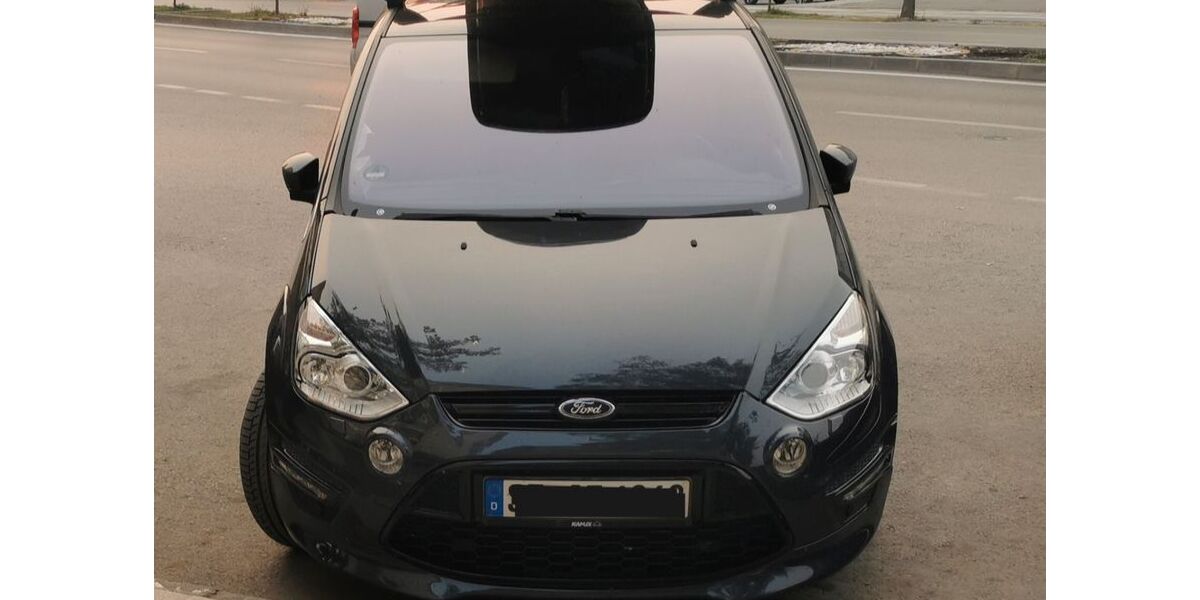 Ford S-Max 262.000 km 7.700 € Salzgitter 38226