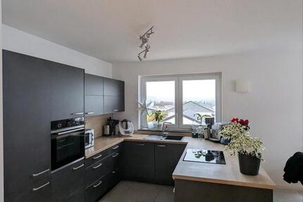 Helle, neuwertige Eigentumswohnung provisionsfrei zu verkaufen 2 zimmer