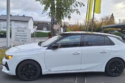 Opel Astra 23.990 km 31.488 &euro; Taunusstein 65232