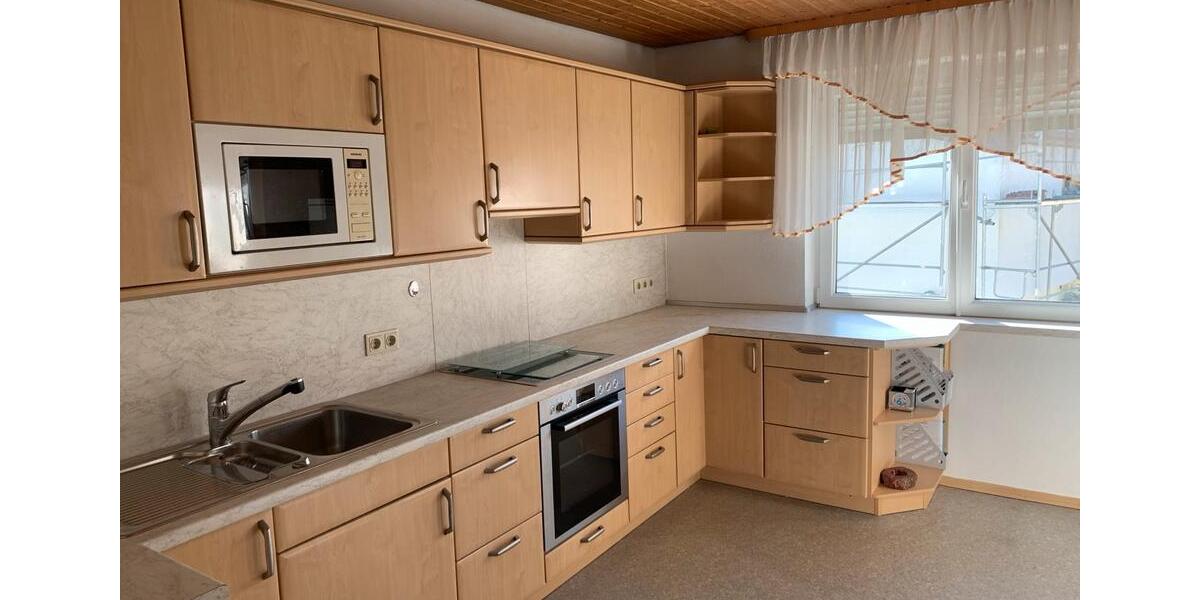 Etagenwohnung Bruck in der Oberpfalz - 4.5 Zimmer, 100 m&sup2;, 800&euro; | Angebot:26368922