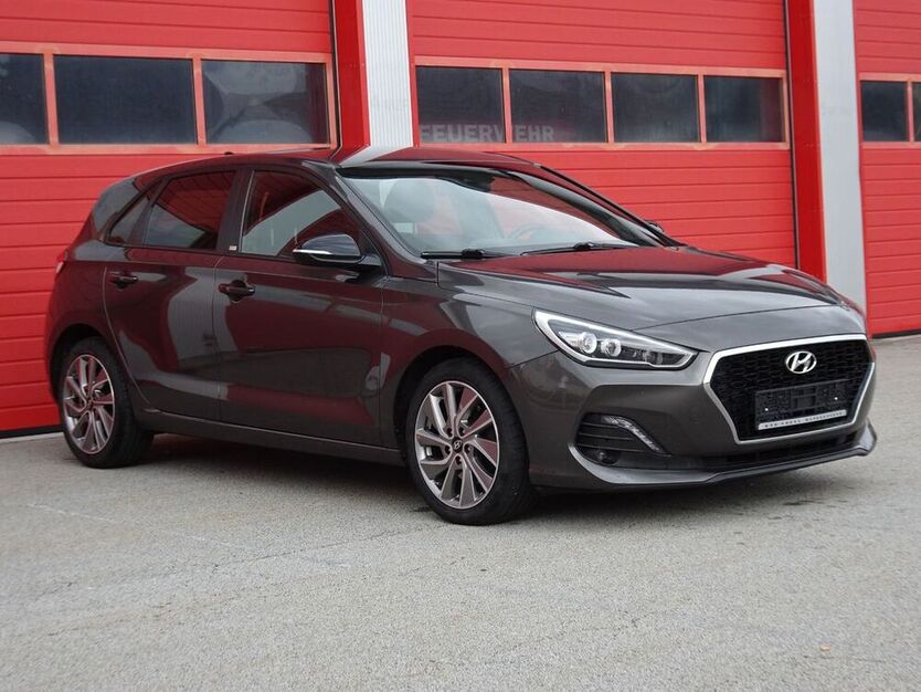 i30