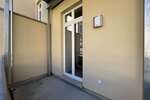 mit 360° Rundgang! Sanierte 2 Zimmer mit Balkon + großer Küche am Brühl!