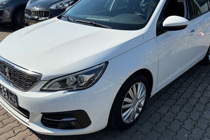 Peugeot 308 271.299 km 4.990 &euro; Göttingen 37079