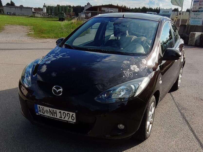 Mazda 2 186.200 km 2.400 € Emmerting 84547