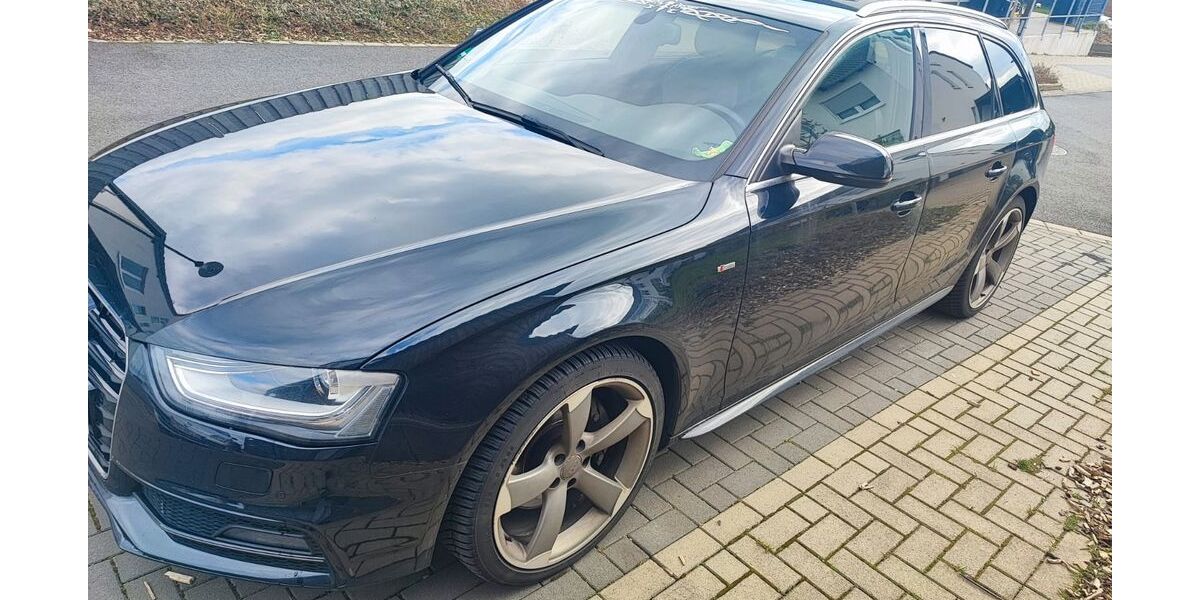 Audi A4 302.000 km 9.000 &euro; Burscheid 51399