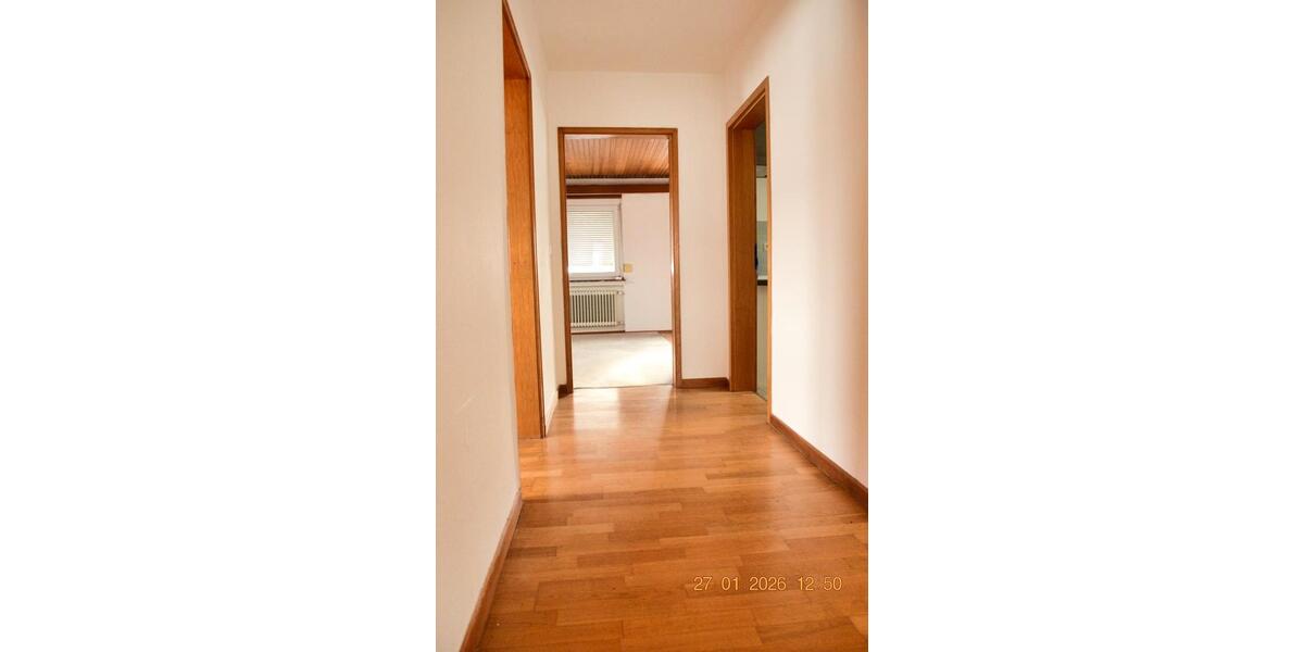 Dachgeschoßwohnung Marburg Marbach - 3 Zimmer, 76 m&sup2;, 876&euro; | Angebot:26295555