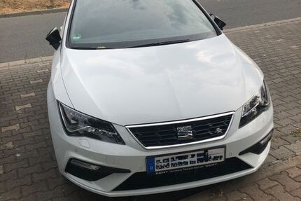Seat Leon 33.400 km 19.500 &euro; Gernsheim 64579