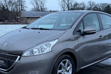 Peugeot 208 69.400 km 6.750 &euro; Bielefeld 33649