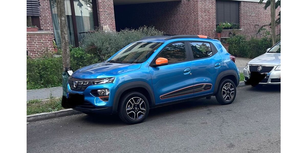 Dacia Spring 20.000 km 10.500 &euro; Potsdam 14482