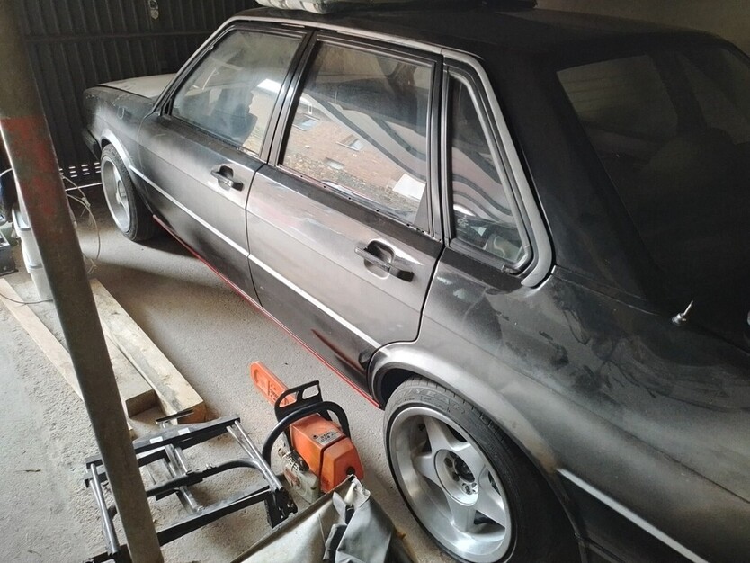 Audi 80