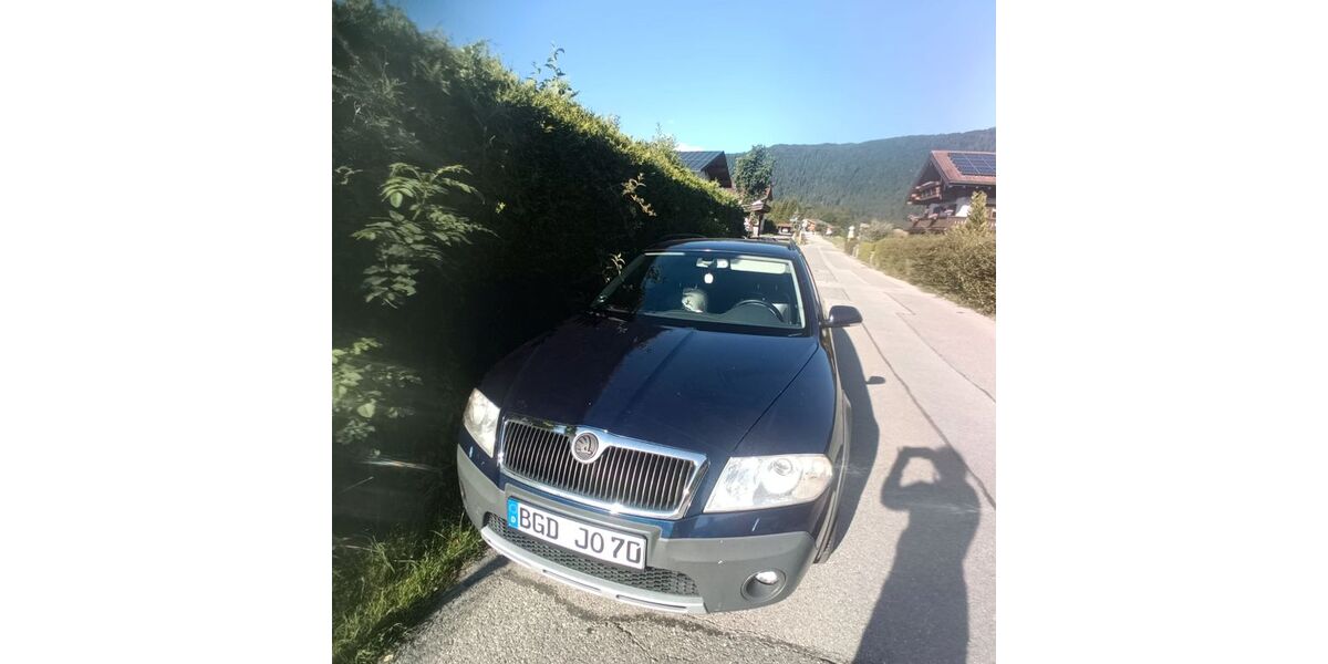 Skoda Octavia 261.633 km 1.600 &euro; Bischofswiesen 83483