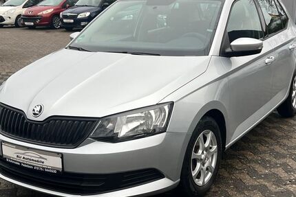 Skoda Fabia 97.000 km 6.990 &euro; Paderborn 33102