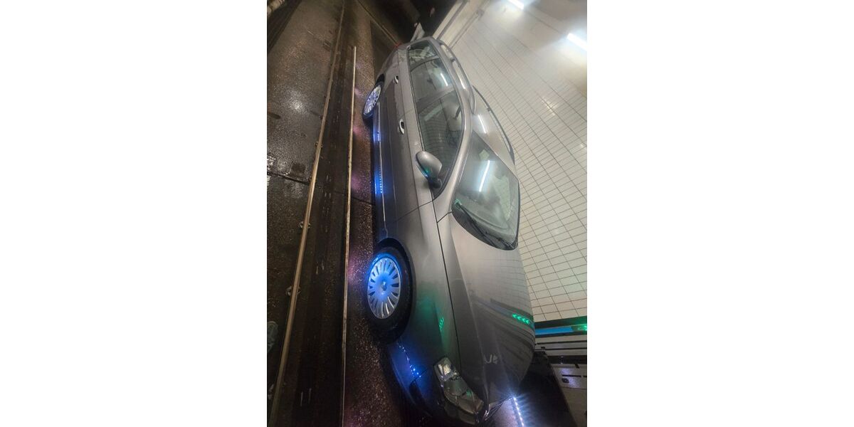 VW Passat 300.000 km 3.200 &euro; Frankfurt am Main 60596