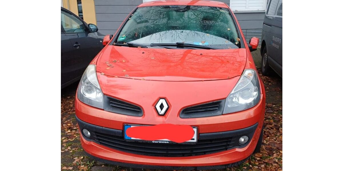 Renault Clio 240.000 km 1.000 &euro; Hannover 30519