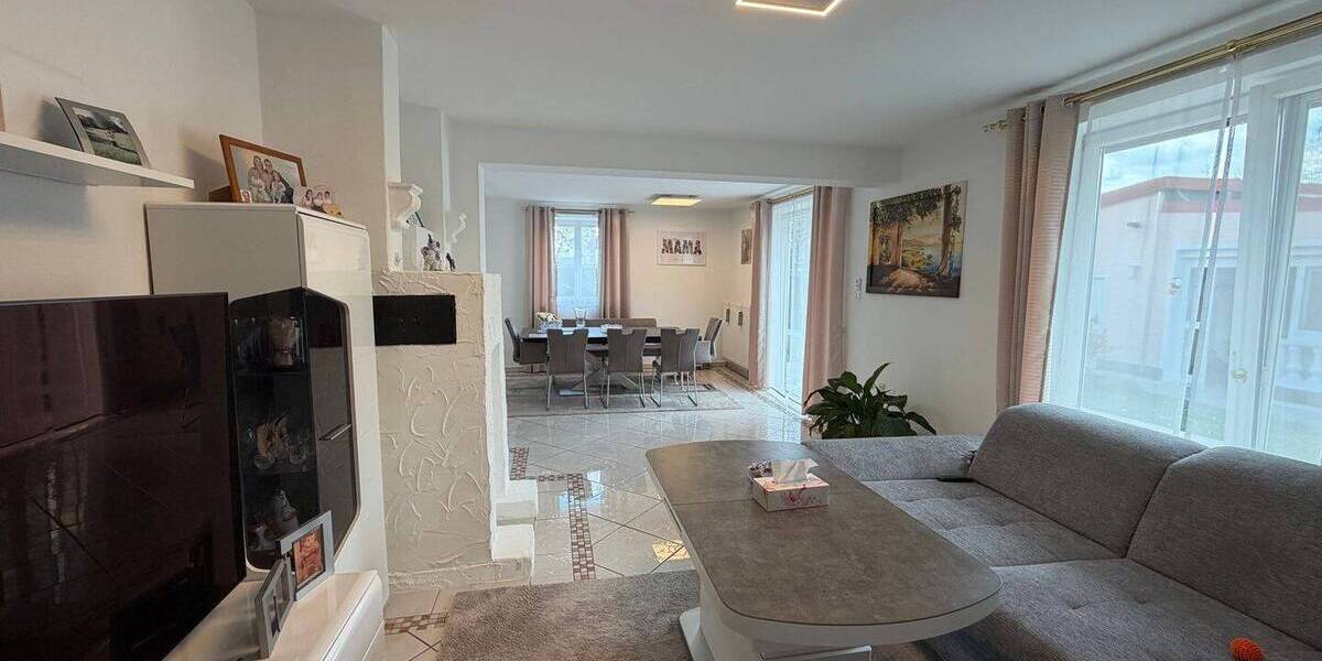 Einfamilienhaus Waldkraiburg - 6 Zimmer, 245 m&sup2;, 850.000&euro; | Angebot:26554757