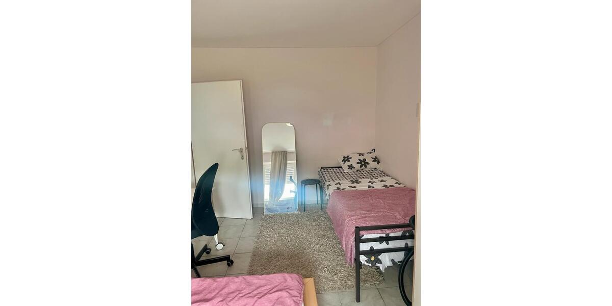 Erdgeschoßwohnung Bad Hersfeld - 3 Zimmer, 78 m&sup2;, 600&euro; | Angebot:26698317