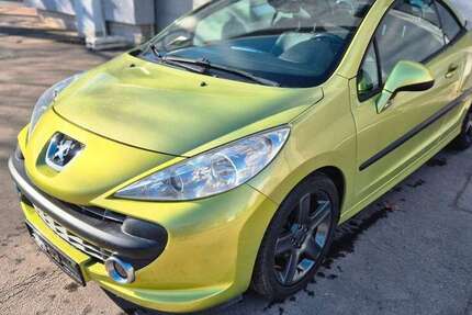 Peugeot 207 100.000 km 5.990 &euro; Berlin 13435