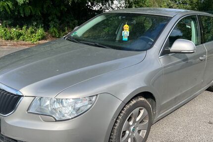 Skoda Superb 110.000 km 2.899 € Hoppegarten 15366