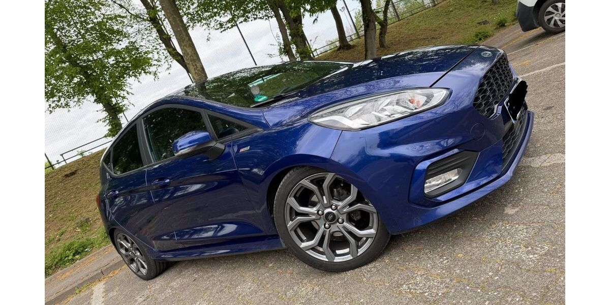 Ford Fiesta 105.000 km 8.700 &euro; Wiesbaden 65197