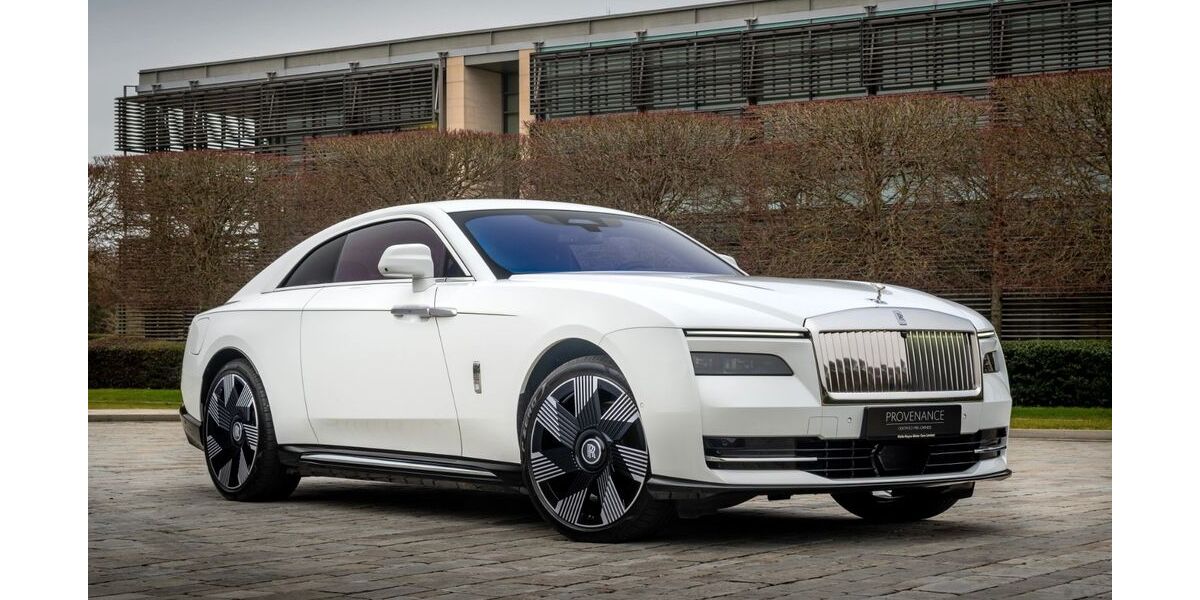 Rolls Royce Spectre 6.349 km 392.700 &euro; Baierbrunn 82065