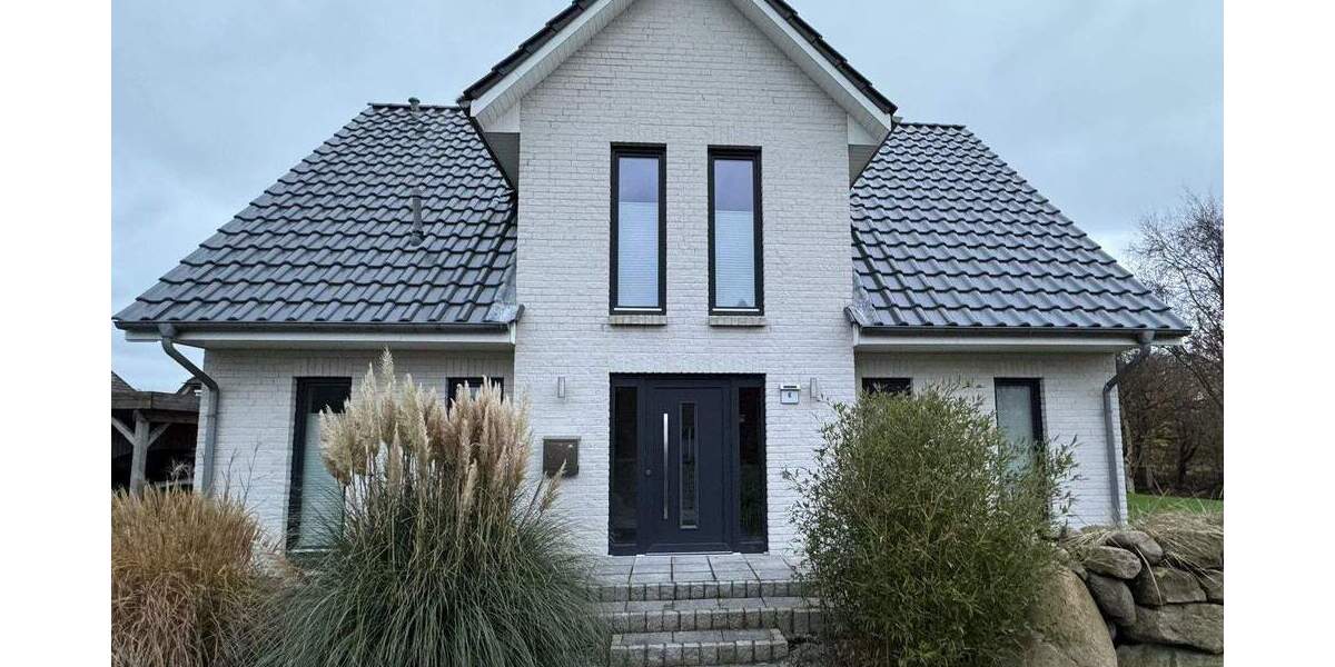 Einfamilienhaus Tating - 7 Zimmer, 135 m&sup2;, 649.000&euro; | Angebot:24376282