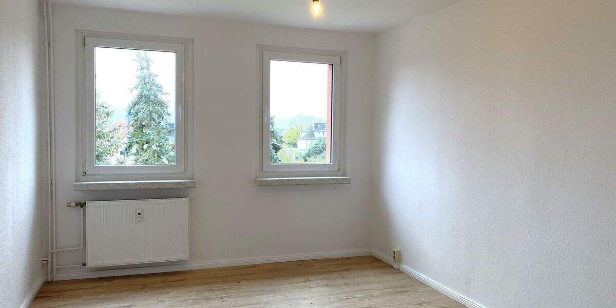 Etagenwohnung Schorfheide Lichterfelde - 3 Zimmer, 66 m&sup2;, 160.000&euro; | Angebot:25782170