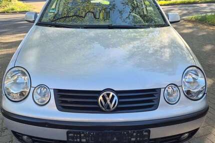 VW Polo 159.000 km 2.750 &euro; Köln 51107