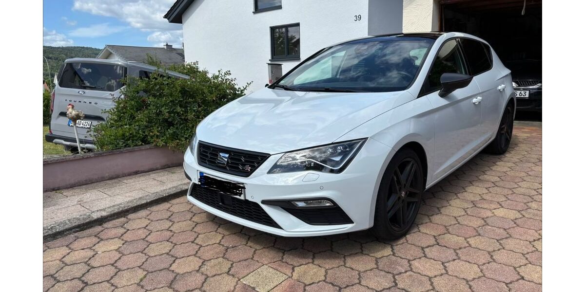 Seat Leon 82.000 km 16.400 &euro; Urbach 73660