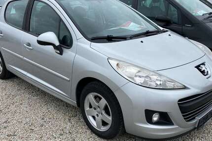 Peugeot 207 200.000 km 3.200 &euro; Himmelkron 95502