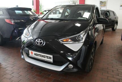 Toyota Aygo (X) 31.002 km 12.750 &euro; Karlsruhe 76185