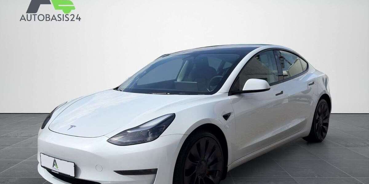 Tesla Model 3 44.655 km 33.900 &euro; Linkenheim- Hochstetten 76351