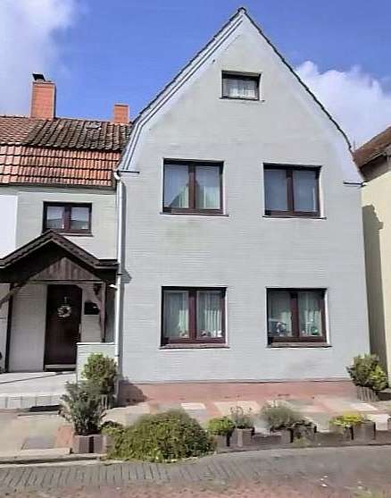Haus zum Kaufen in Nordenham 110.000 € 120 m²