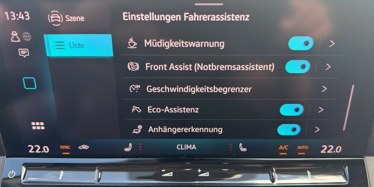 VW Caddy Maxi Life *7-Sitzer/AHK/Navi/SHZG/TM/PDC/Alu 27.670 km 31.990 &euro; Bamberg 96052