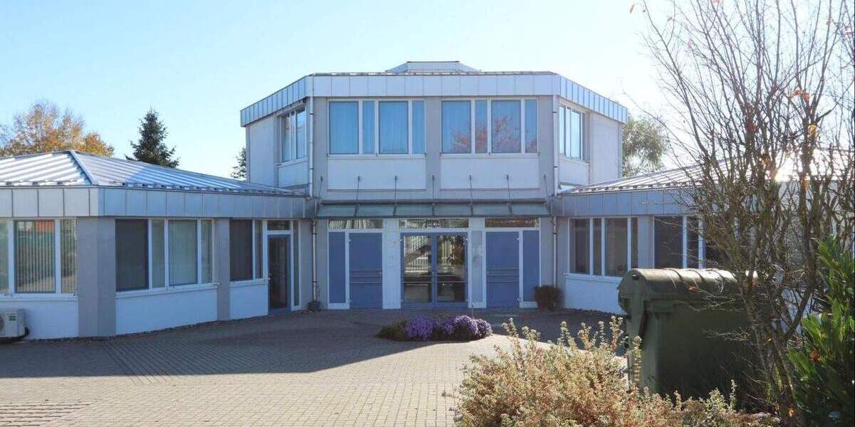 Gewerbeobjekt Herrieden Schernberg - 7 Zimmer, 220 m&sup2;, 2.528&euro; | Angebot:24436108