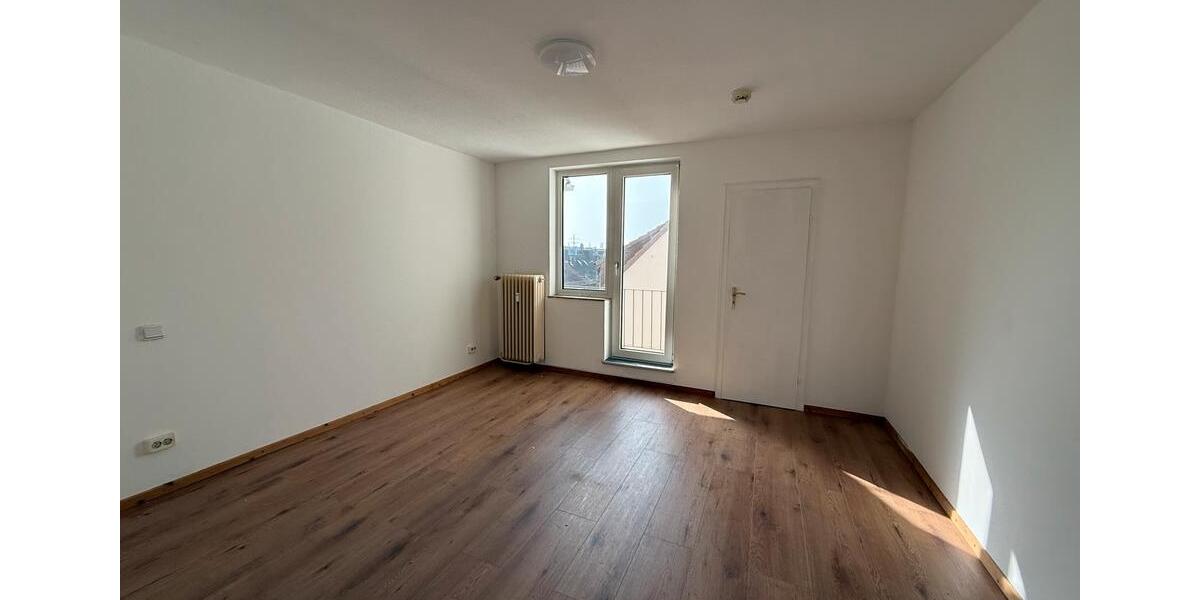 Etagenwohnung Bremen Neustadt - 4 Zimmer, 87 m&sup2;, 1.450&euro; | Angebot:25432885