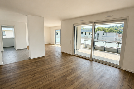 Wohnung Overath - 3 Zimmer, 143 m&sup2;, 1.789&euro; | Angebot:26906982