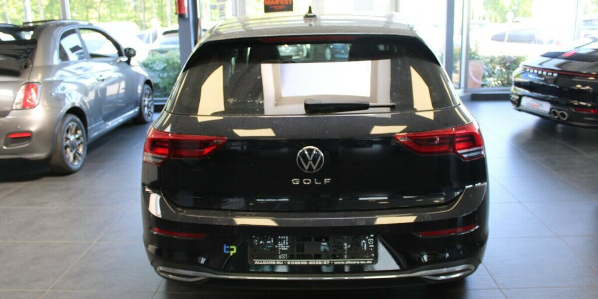 VW Golf 2.0 TDI SCR DSG Active 128.286 km 17.980 &euro; Euskirchen 53881