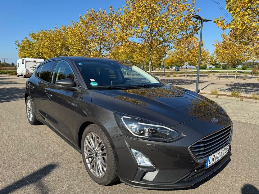 Ford Focus 165.300 km 13.700 € Rust 77977