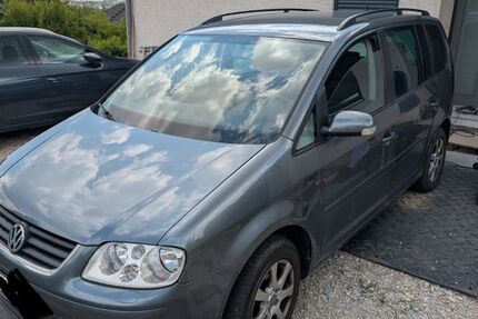 VW Touran 325.000 km 1.499 &euro; Adelsdorf 91325