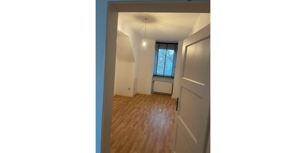 Etagenwohnung Bielefeld Stieghorst - 4 Zimmer, 95 m&sup2;, 690&euro; | Angebot:26355563