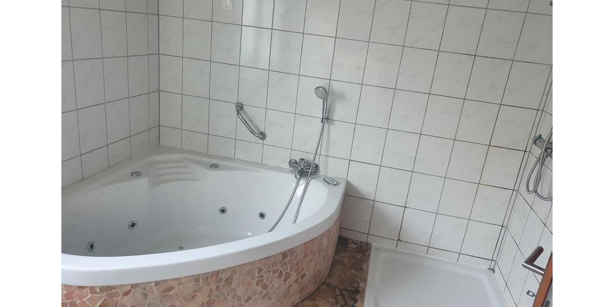 Erdgeschoßwohnung Hardheim - 2 Zimmer, 75 m&sup2;, 600&euro; | Angebot:26152474