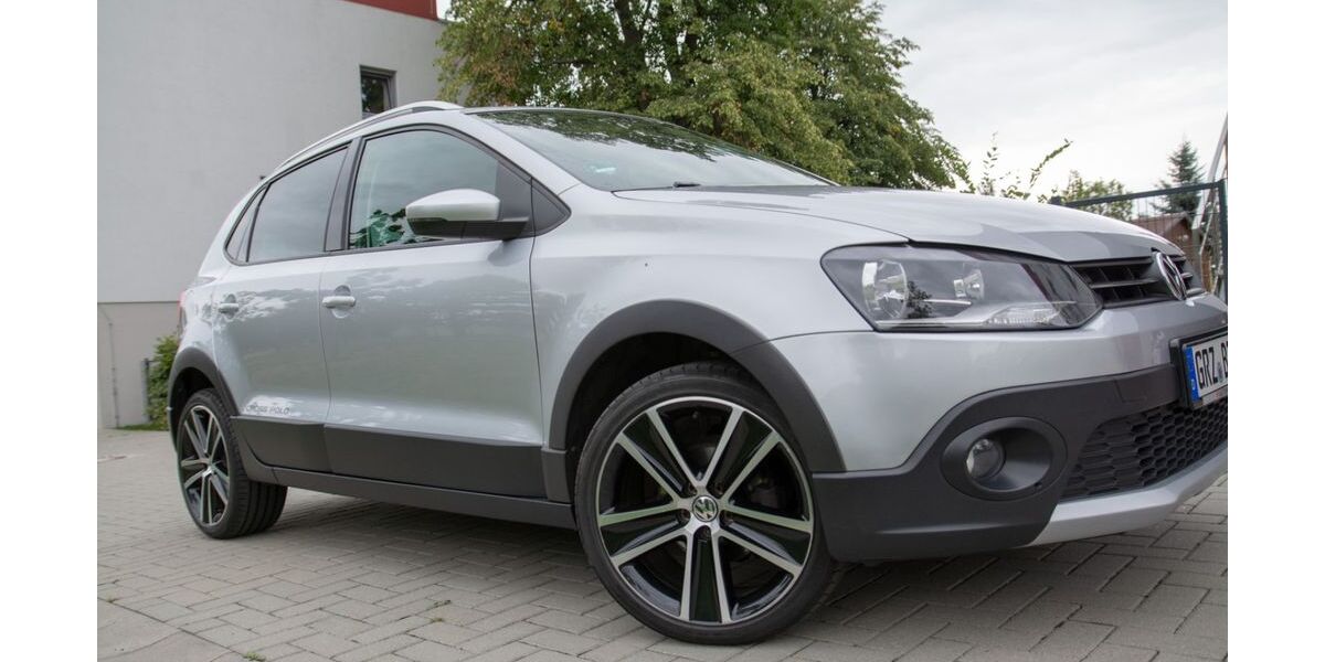 VW Polo 83.000 km 7.500 &euro; Dresden 01217