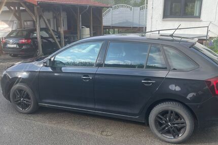 Skoda Rapid 71.000 km 11.200 &euro; Calden 34379